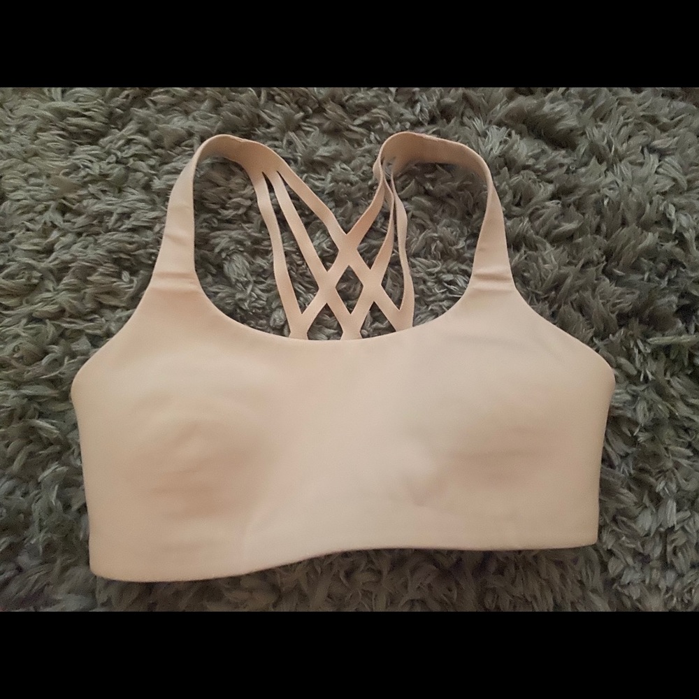 Lululemon pink sports bra